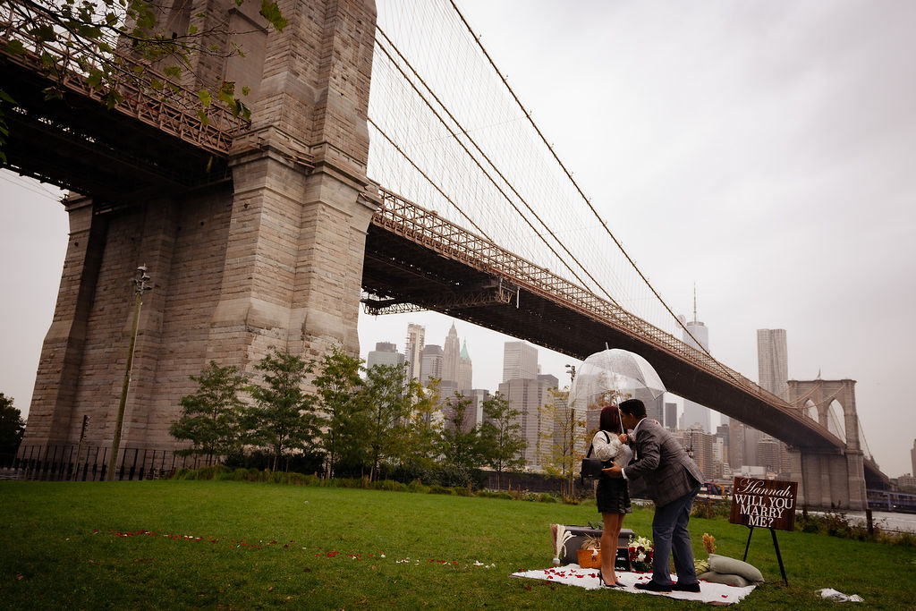 Proposal under the Brooklyn Bridge, Hannah & Angel